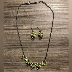 Avon Grapes Necklace & Earrings Fashion Set
